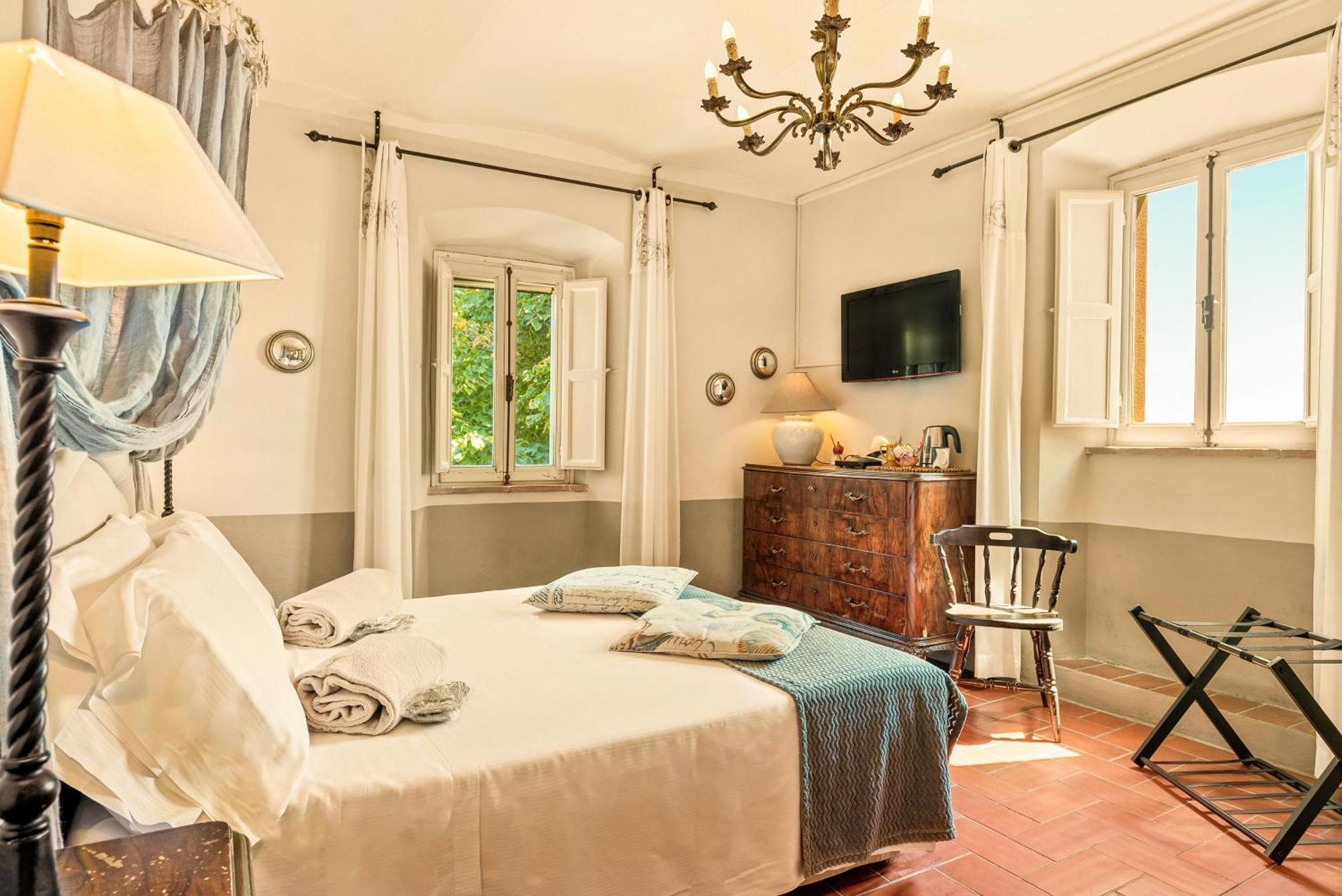 I Capricci Di Merion - Resort & Spa Туоро-суль-Тразімено Екстер'єр фото